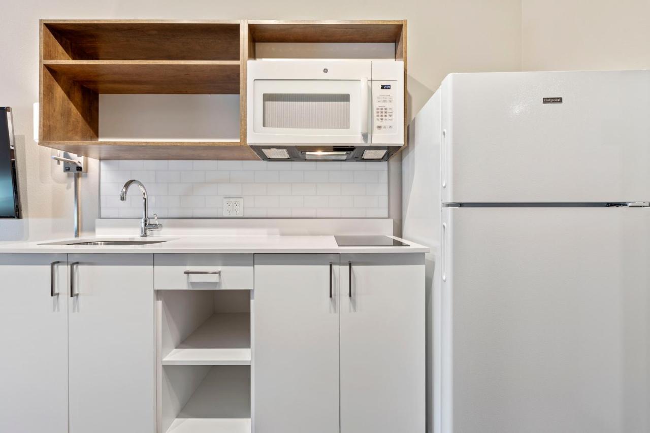 Extended Stay America Premier Suites - Melbourne - I-95 West Melbourne Buitenkant foto