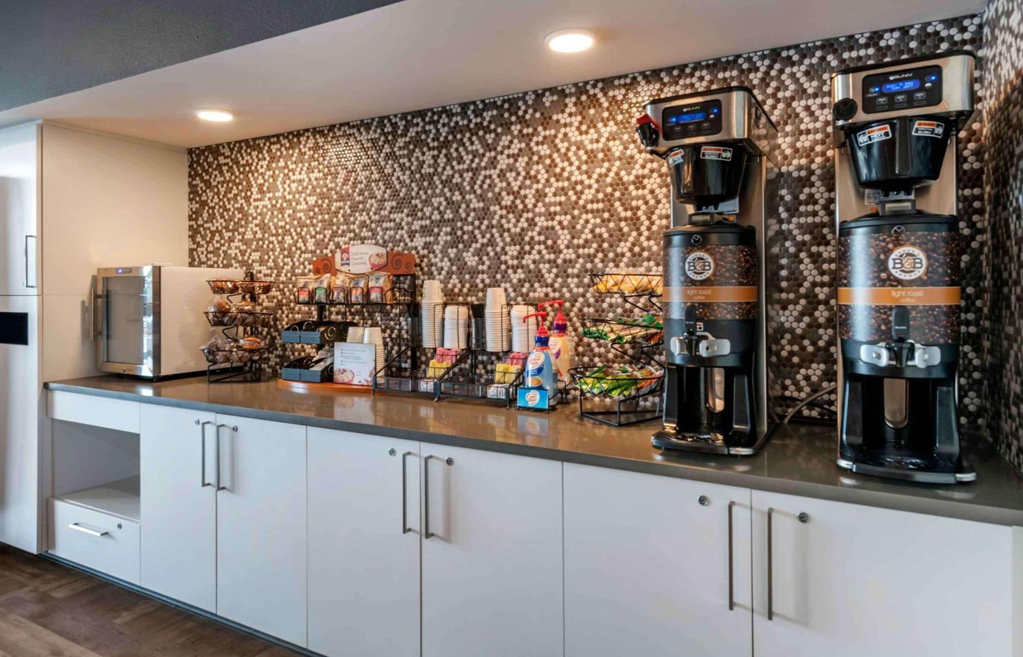 Extended Stay America Premier Suites - Melbourne - I-95 West Melbourne Buitenkant foto
